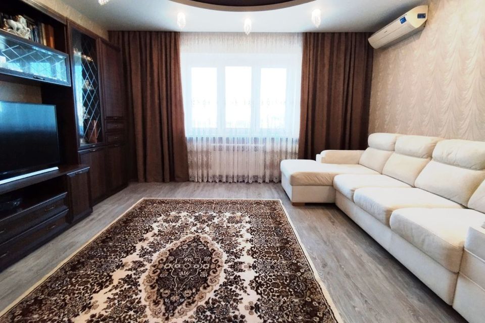 Продаётся 2-комнатная квартира, 71.3 м²