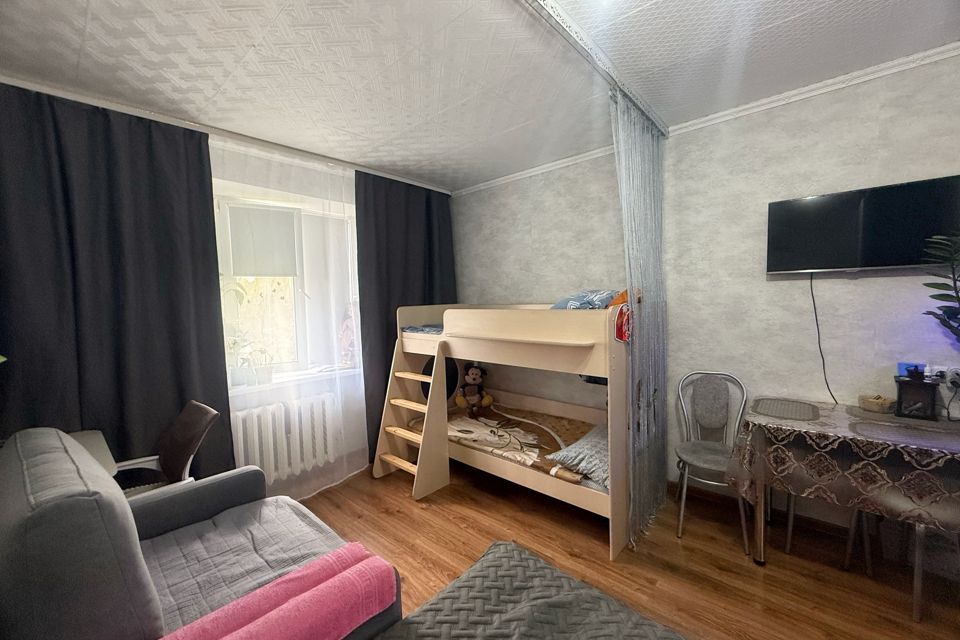 Продаётся комната в 1-комн. квартире, 18.3 м²