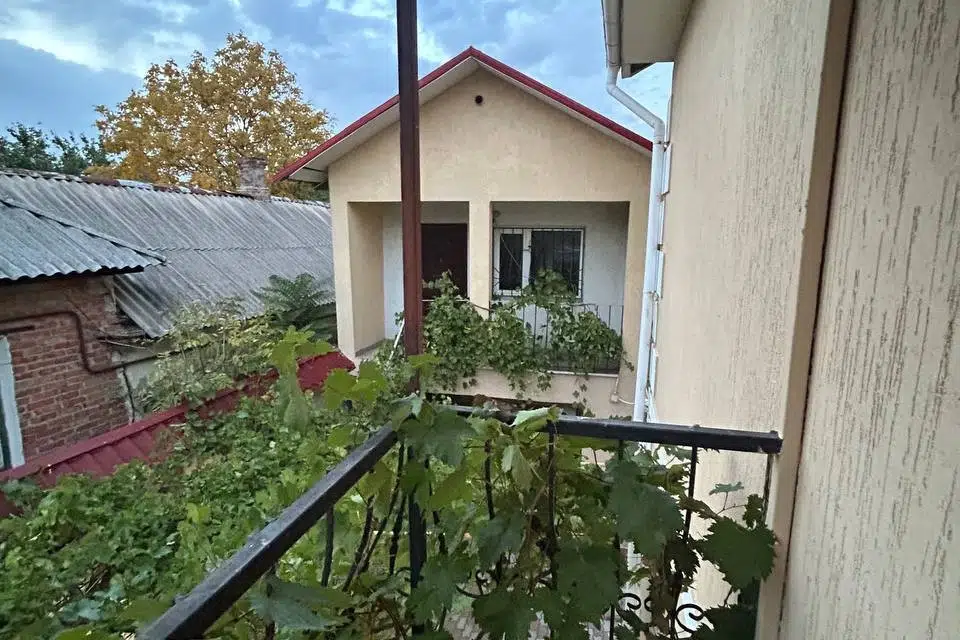 Продаётся 2-этажный дом, 200 м²