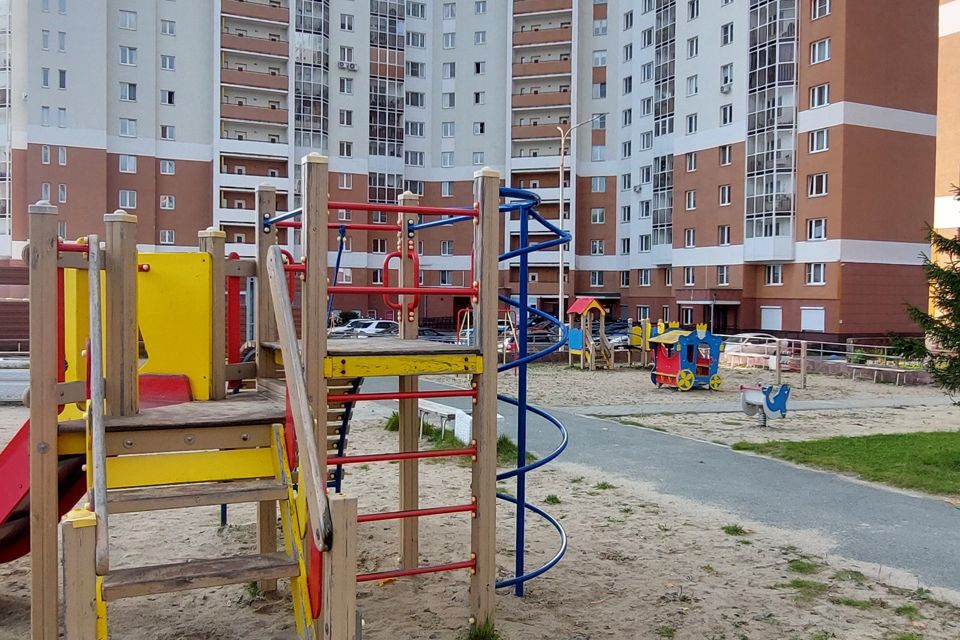 Продаётся 2-комнатная квартира, 57 м²