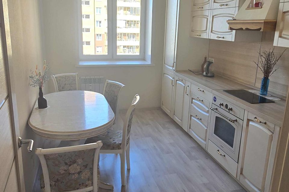 Сдаётся 2-комнатная квартира, 53 м²