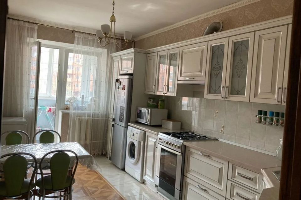 Продаётся 3-комнатная квартира, 75.8 м²