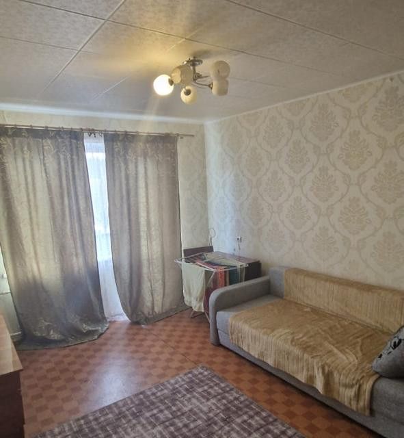 Продаётся 1-комнатная квартира, 38.3 м²