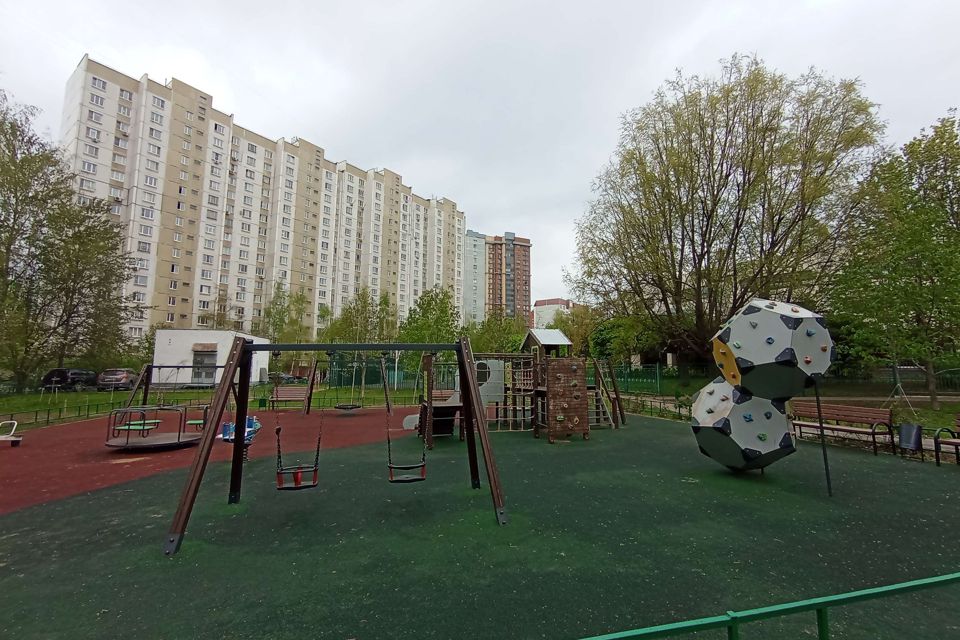 Продаётся 2-комнатная квартира, 60.3 м²