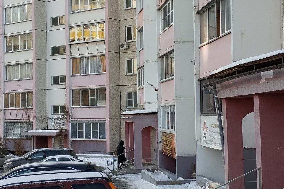 Продаётся 1-комнатная квартира, 41.3 м²