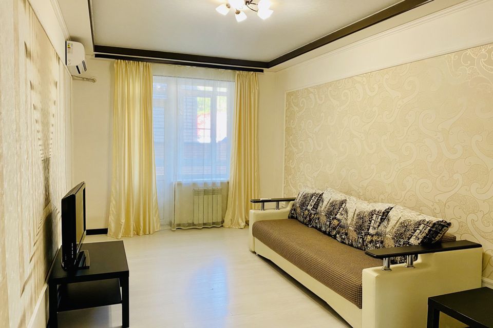 Сдаётся 1-комнатная квартира, 45 м²
