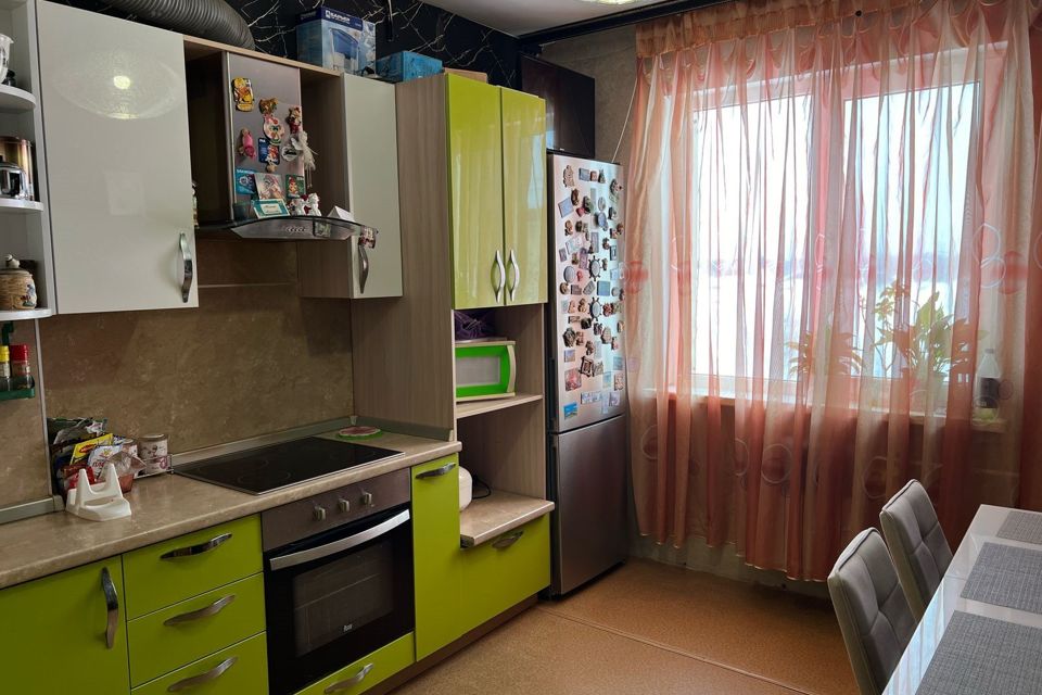 Продаётся 3-комнатная квартира, 74.7 м²