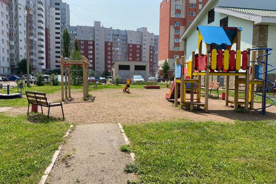 Продаётся 1-комнатная квартира, 41.54 м²