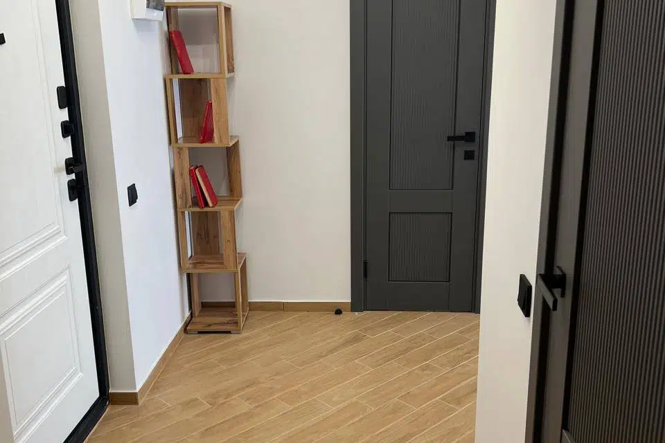 Продаётся 1-комнатная квартира, 41.9 м²