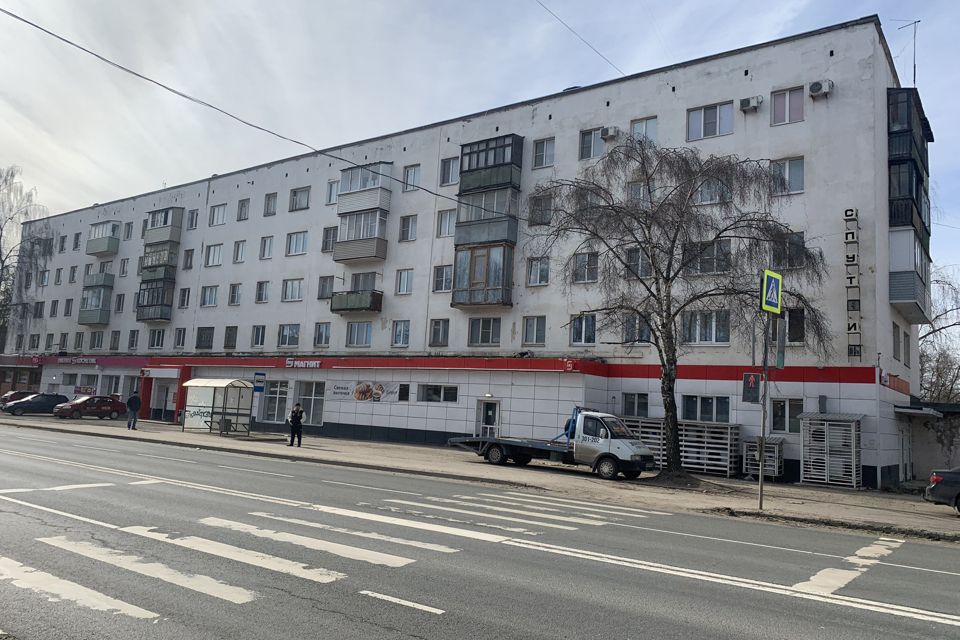 Продаётся 4-комнатная квартира, 60.2 м²