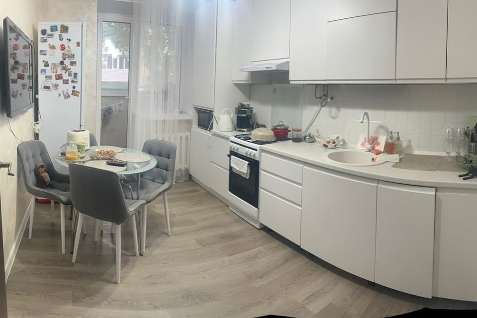 Продаётся 2-комнатная квартира, 62 м²