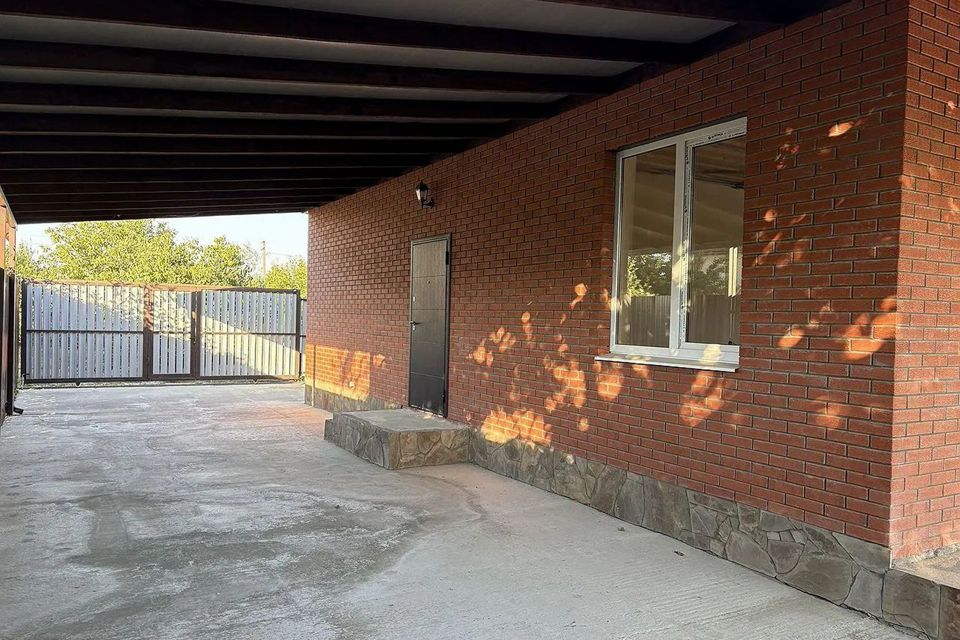 Продаётся 3-этажный дом, 105 м²