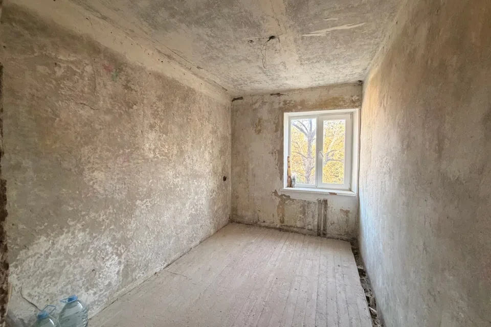 Продаётся 3-комнатная квартира, 47.8 м²