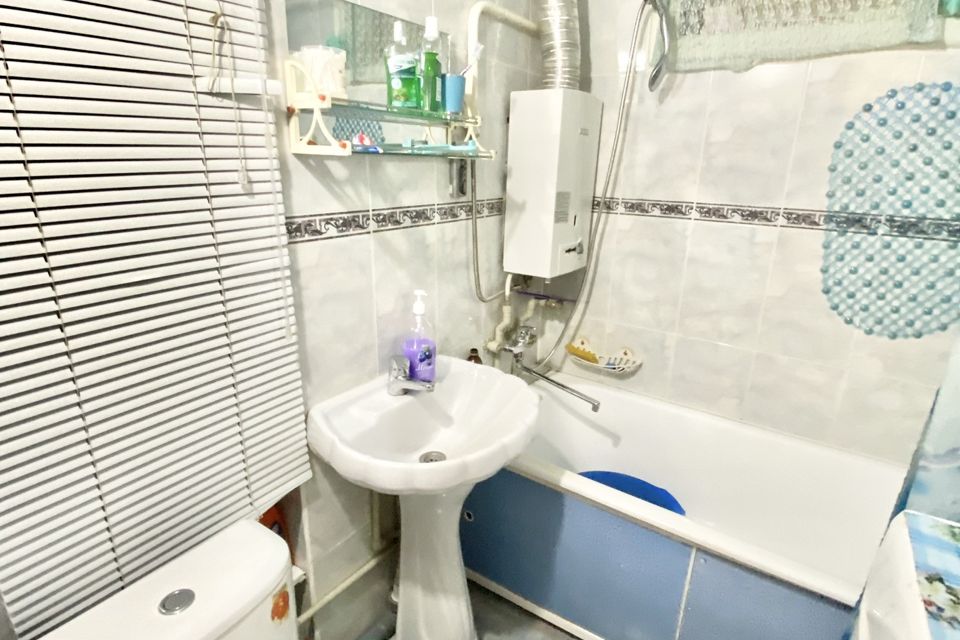Продаётся 3-комнатная квартира, 57 м²