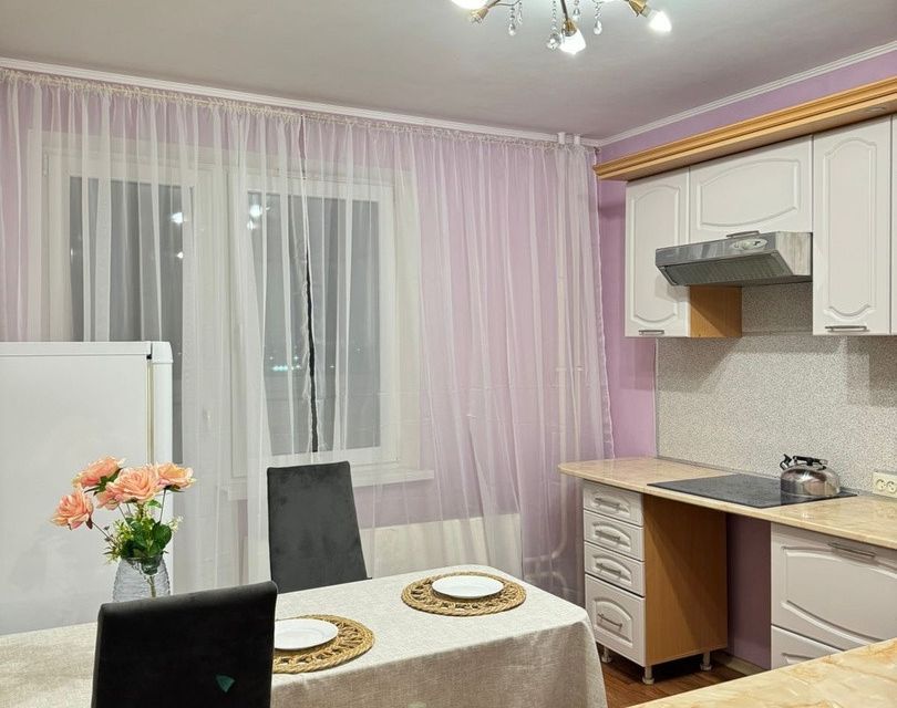 Продаётся 1-комнатная квартира, 38 м²