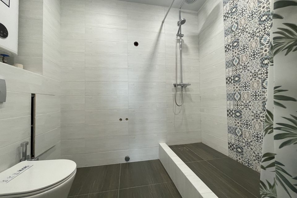 Продаётся 2-комнатная квартира, 75.7 м²