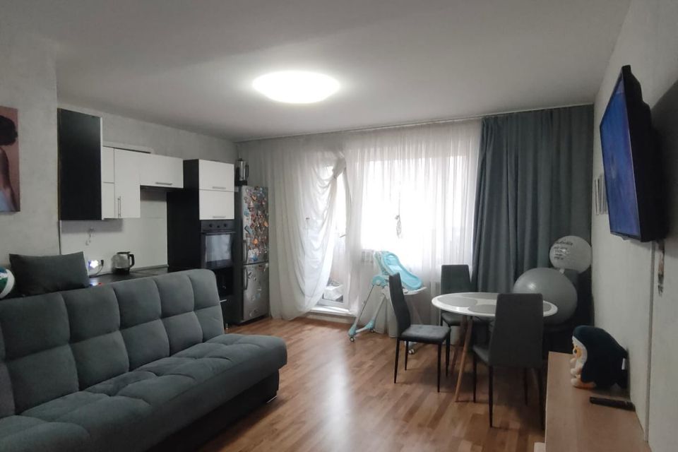 Продаётся 1-комнатная квартира, 51.8 м²