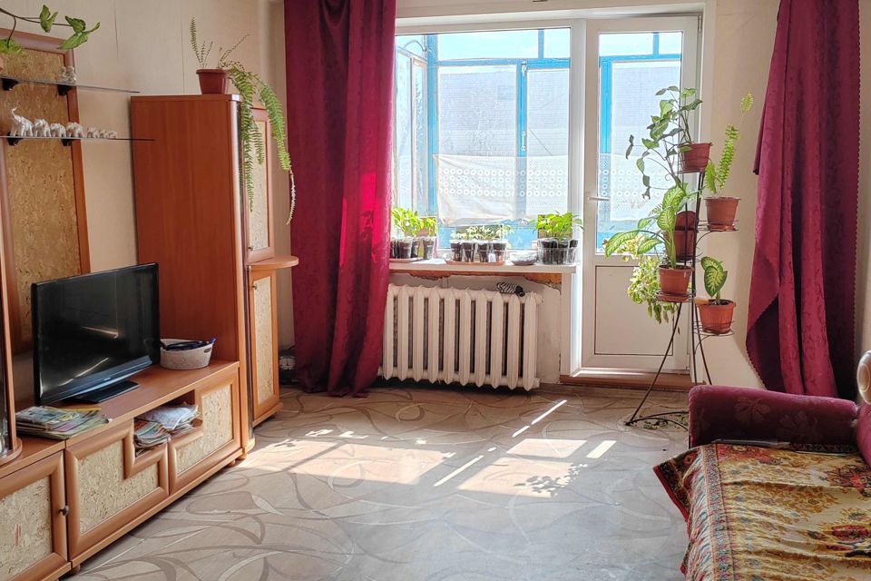 Продаётся 3-комнатная квартира, 59 м²