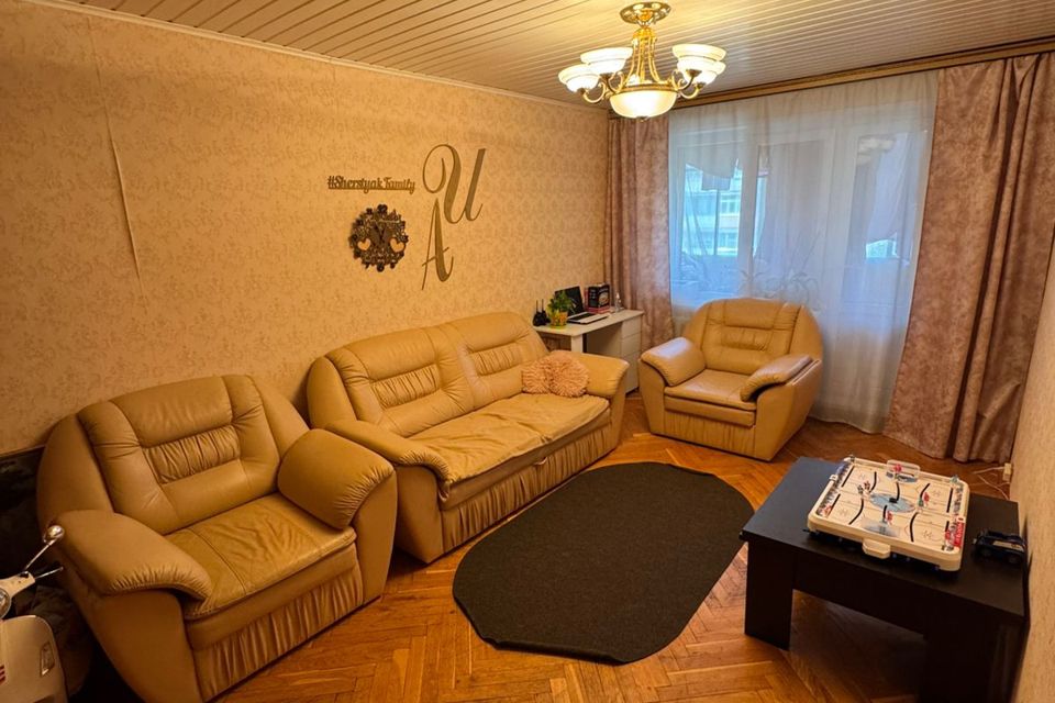 Продаётся 3-комнатная квартира, 63 м²