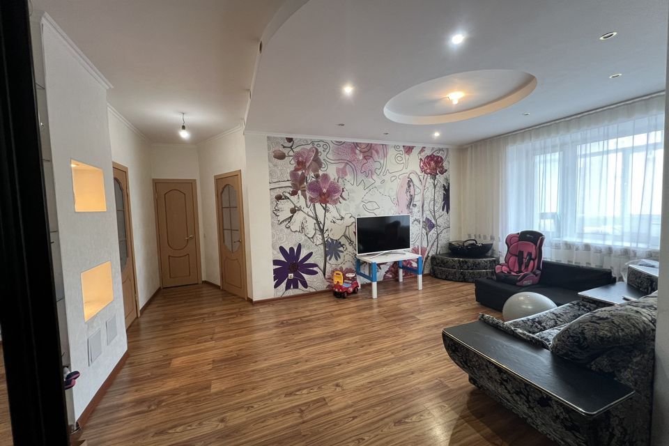 Продаётся 3-комнатная квартира, 84 м²