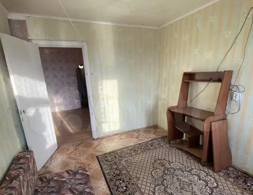 Продаётся 4-комнатная квартира, 63.1 м²