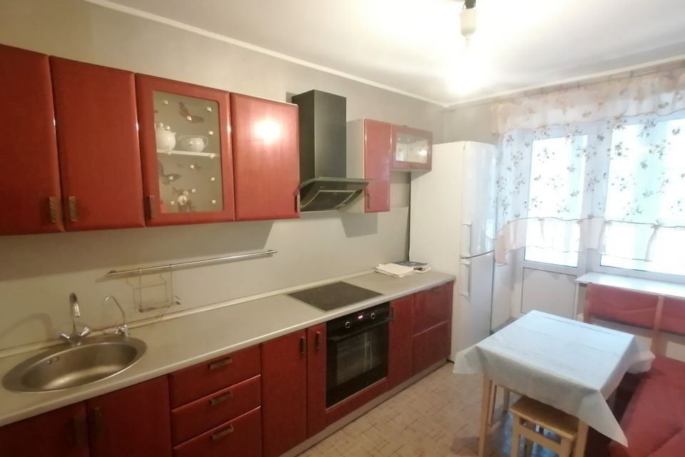 Продаётся 1-комнатная квартира, 41.2 м²