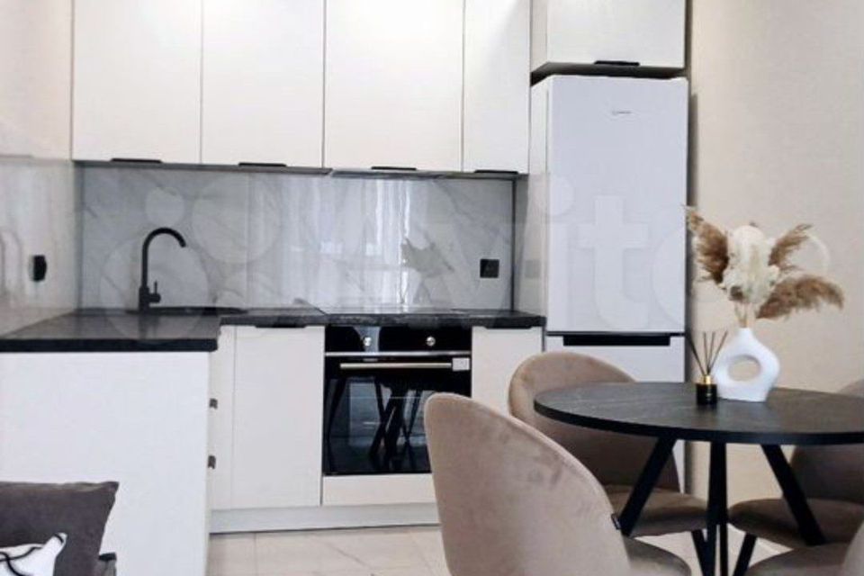 Продаётся 1-комнатная квартира, 41 м²