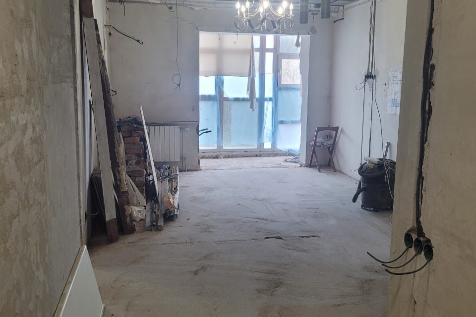 Продаётся 3-комнатная квартира, 100 м²