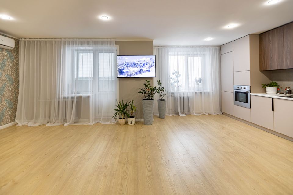 Продаётся 3-комнатная квартира, 104 м²
