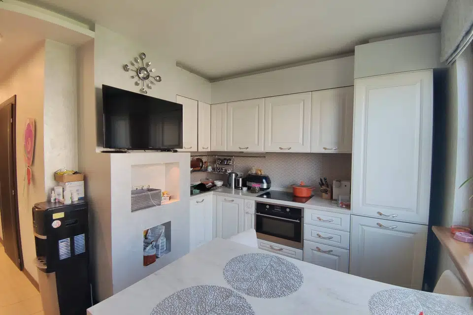 Продаётся 3-комнатная квартира, 76.6 м²