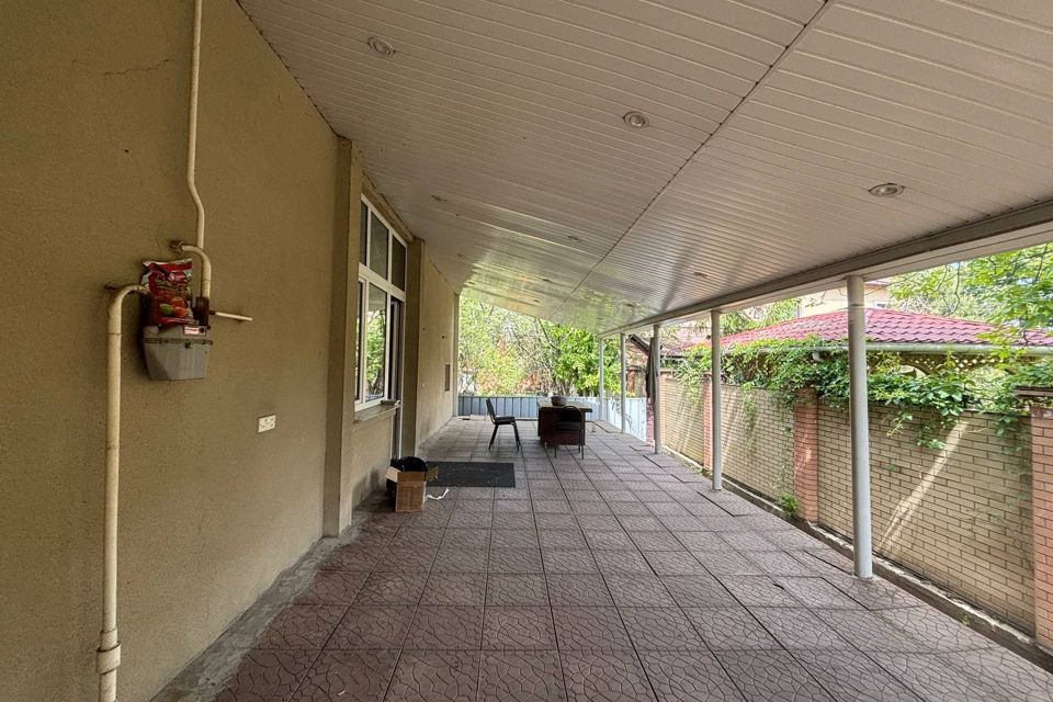 Продаётся 2-этажный дом, 346 м²