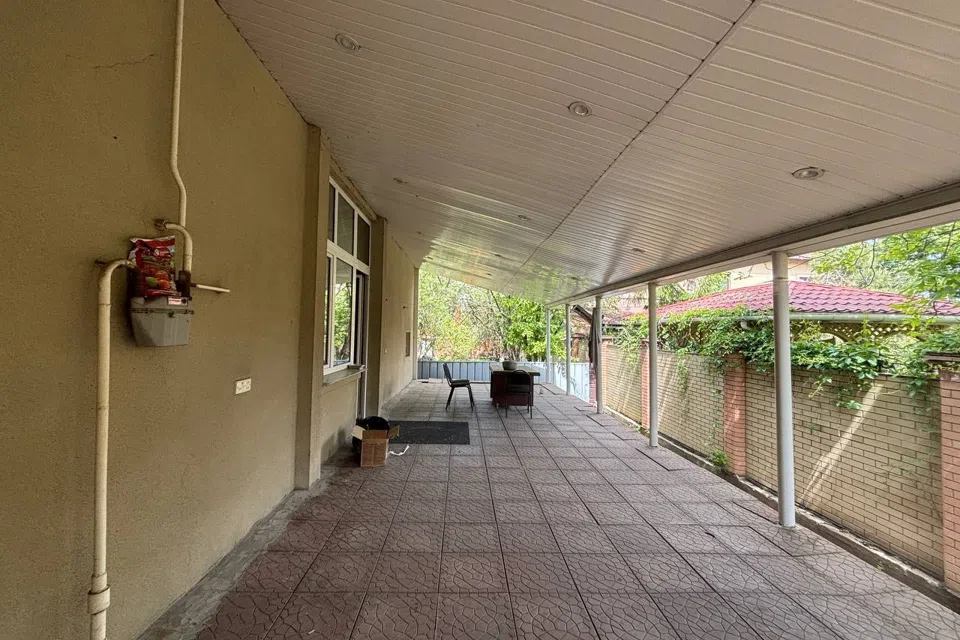 Продаётся 2-этажный дом, 346 м²