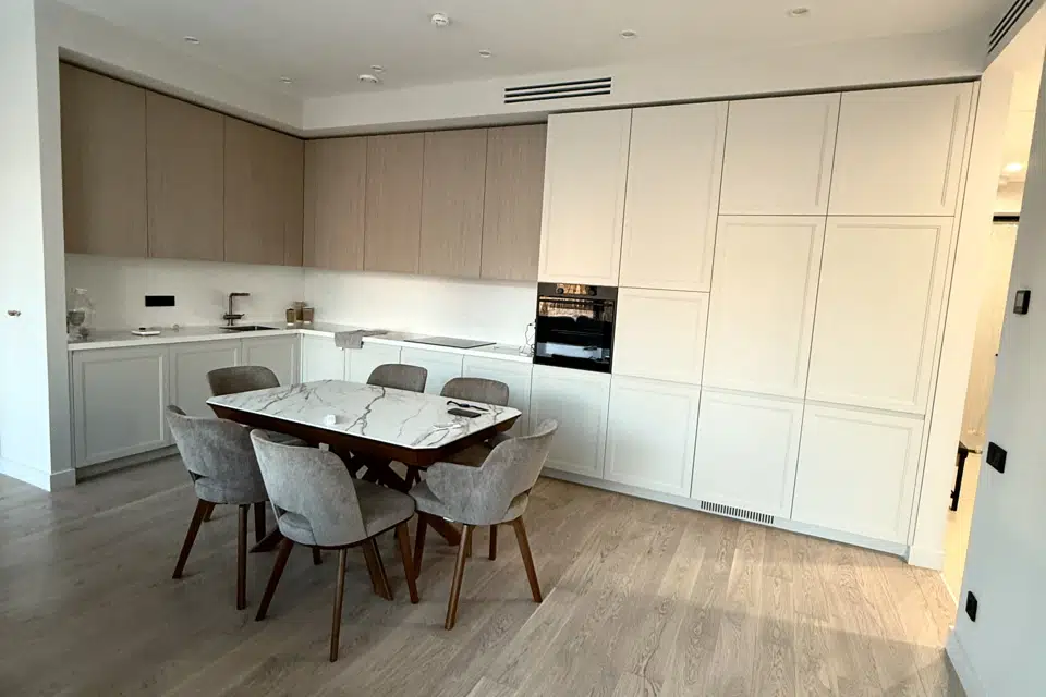 Продаётся 2-комнатная квартира, 75.5 м²