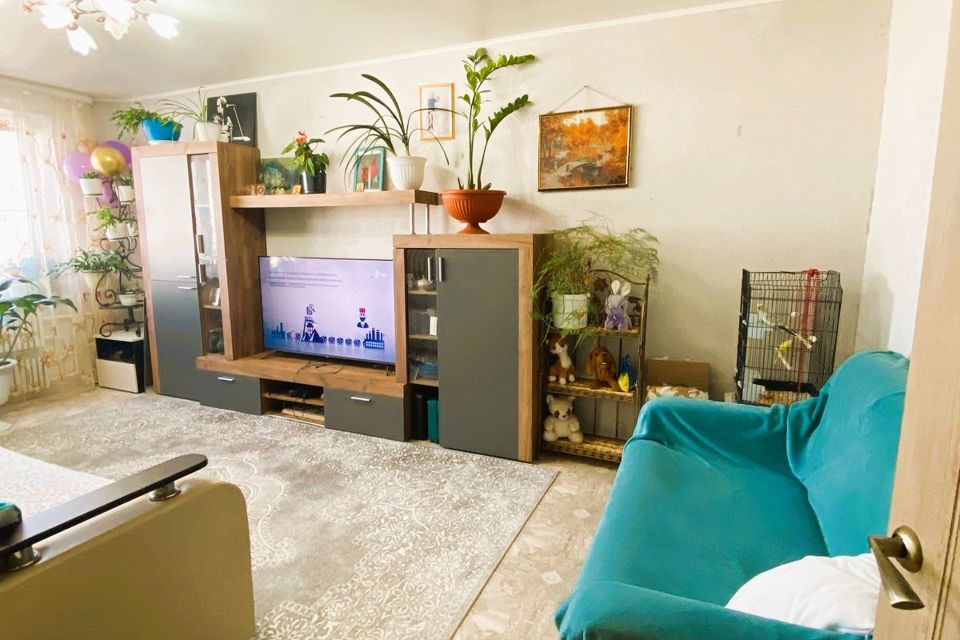 Продаётся 3-комнатная квартира, 63.3 м²