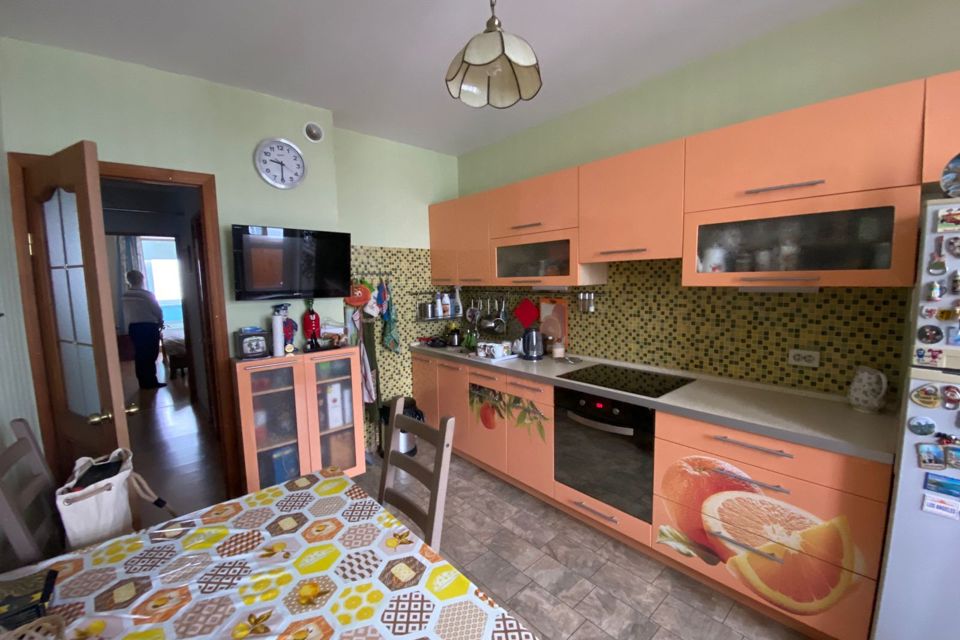 Продаётся 3-комнатная квартира, 77.9 м²
