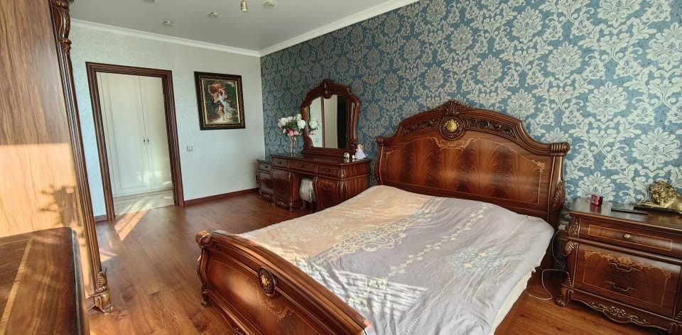 Продаётся 2-комнатная квартира, 65 м²