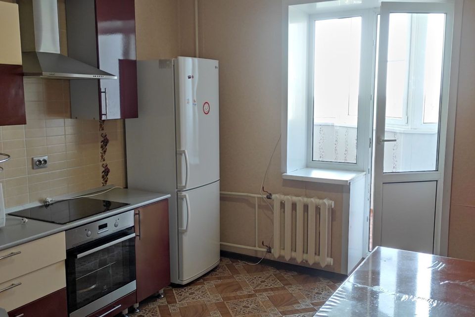 Продаётся 2-комнатная квартира, 65.6 м²
