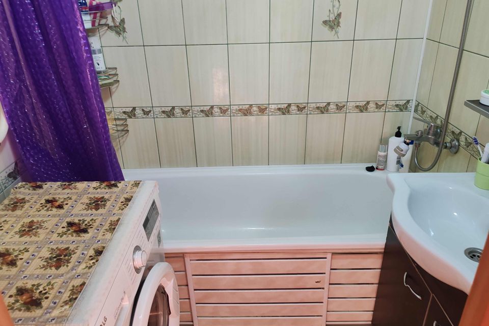 Продаётся 3-комнатная квартира, 65 м²