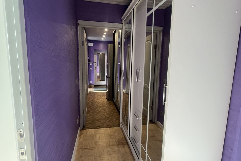 Продаётся 3-комнатная квартира, 59.8 м²