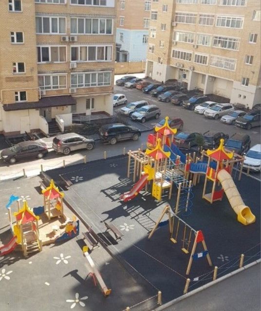 Сдаётся 2-комнатная квартира, 70 м²