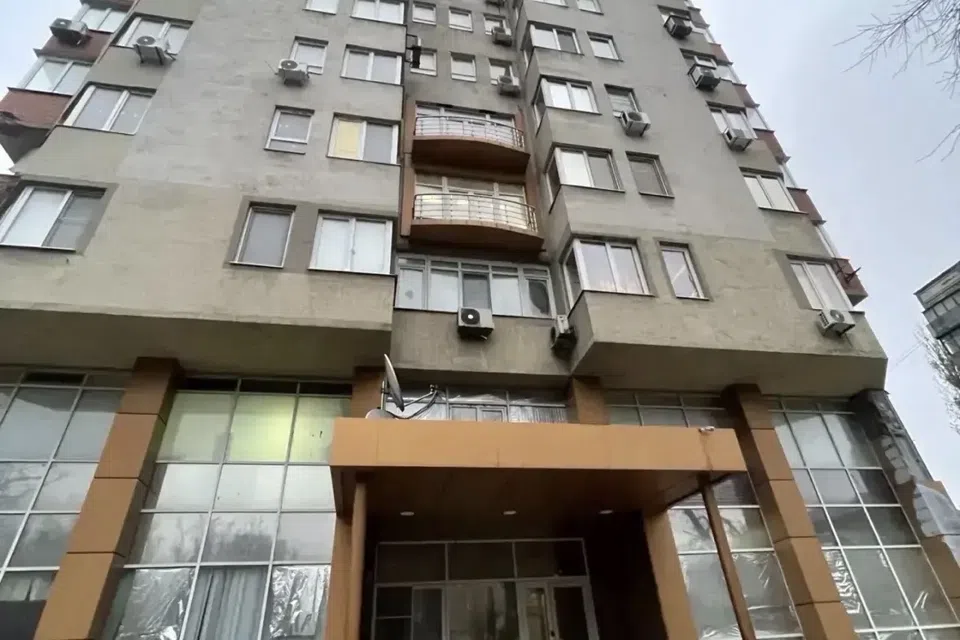 Продаётся 2-комнатная квартира, 65 м²