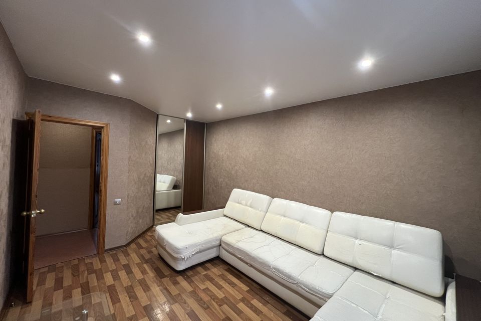 Продаётся 3-комнатная квартира, 59.4 м²