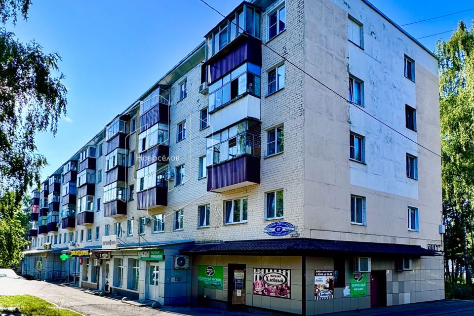 Продаётся 3-комнатная квартира, 53.5 м²
