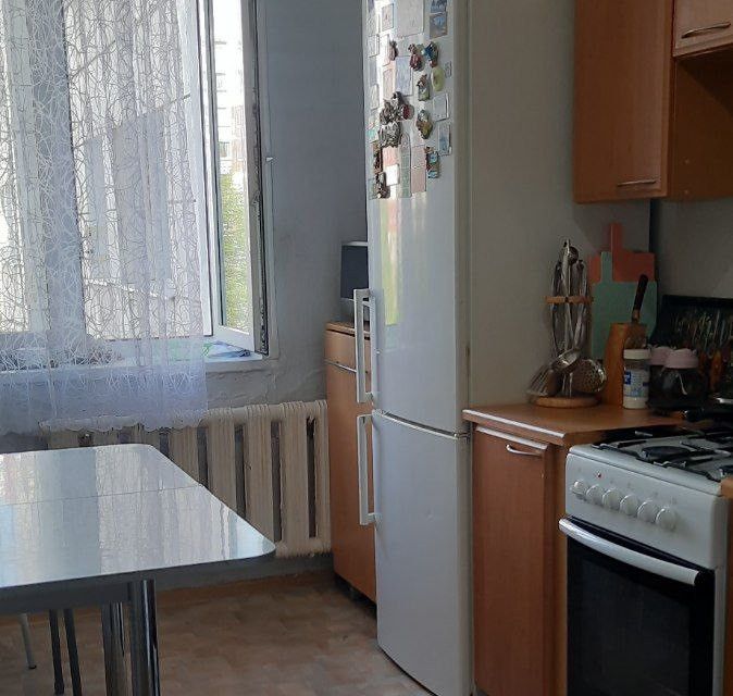 Продаётся 3-комнатная квартира, 59.9 м²