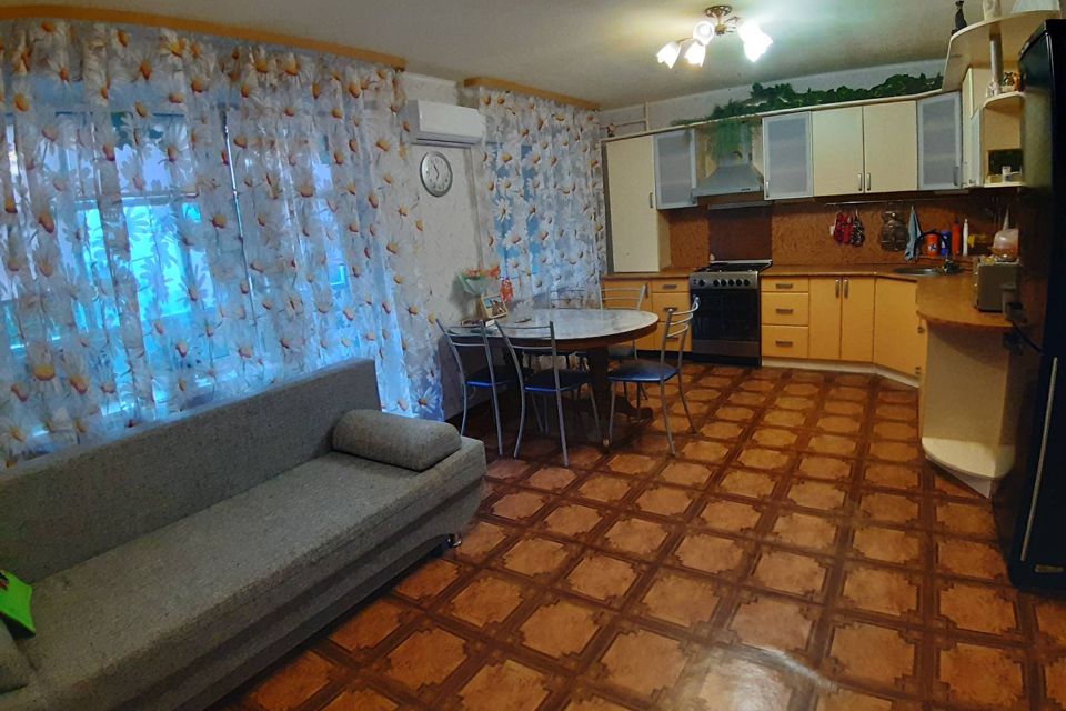 Продаётся 3-комнатная квартира, 93.3 м²