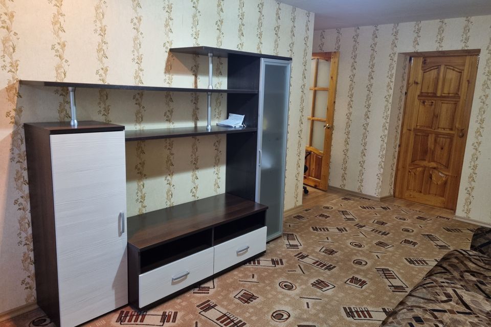 Продаётся 3-комнатная квартира, 57.3 м²