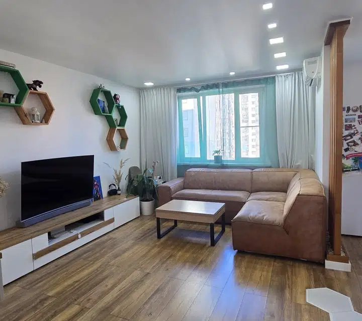 Продаётся 2-комнатная квартира, 60 м²