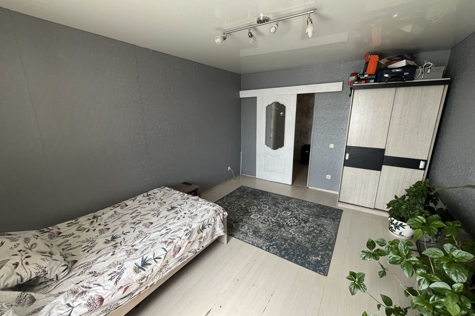 Продаётся 1-комнатная квартира, 43.3 м²