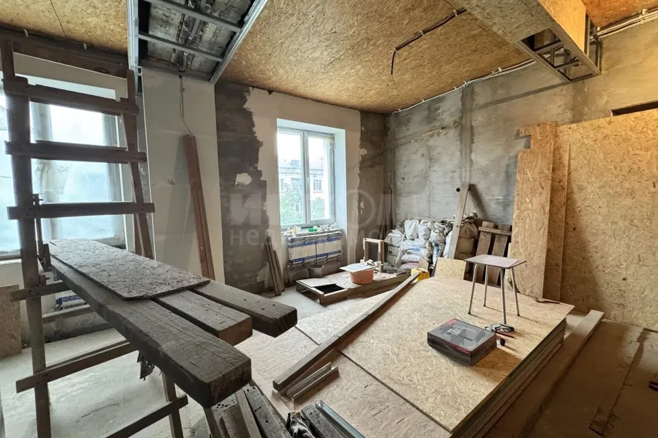 Продаётся 3-комнатная квартира, 106 м²