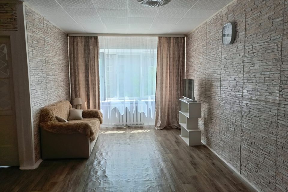 Продаётся 2-комнатная квартира, 42.6 м²